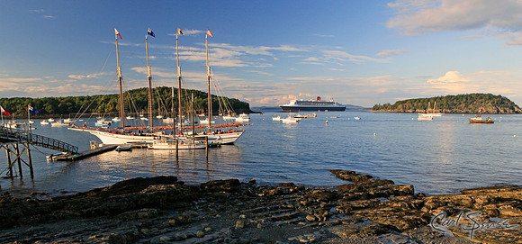 The schooner Margaret Todd and Queen Mary 2 - Bar Harbor, Maine